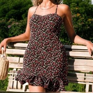 NWT CUPSHE Ditsy Floral Criss Cross Back Mini Dress Size X-Small